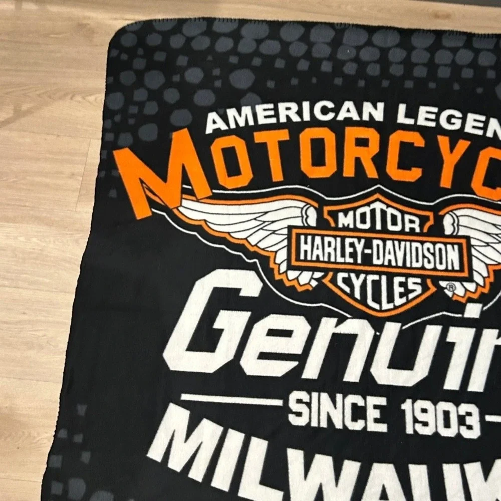 Harley-Davidson American Legends‎ Fleece Blanket Genuine Milwaukee USA Black